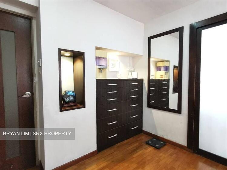 Blk 961 Hougang Avenue 9 (Hougang), HDB Executive #343090921
